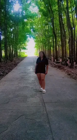 Emily, 23