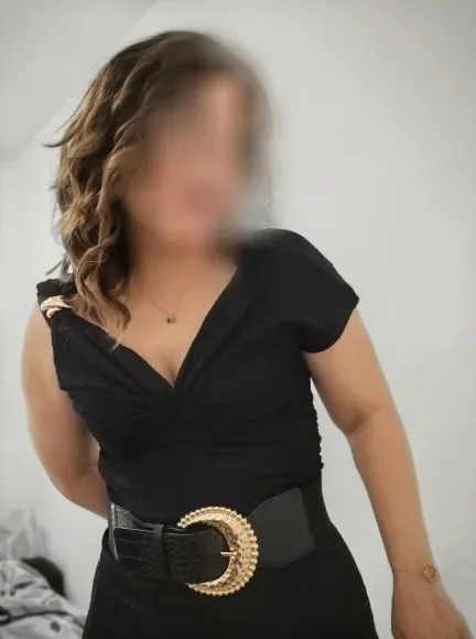 Esra, 38