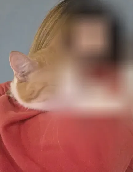 Fatma, 29