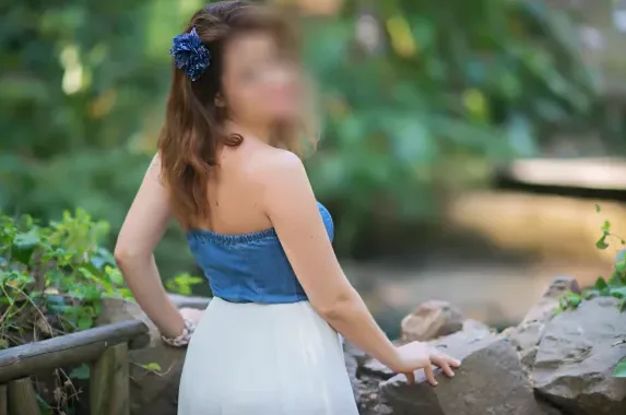 Lucia, 30