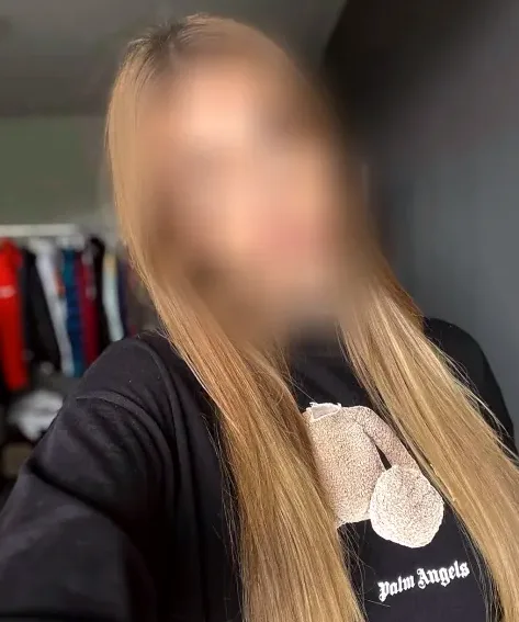 Luisa, 28
