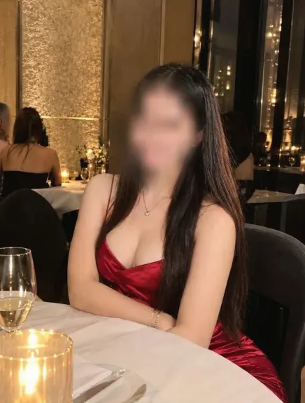 Nele, 30